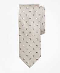 Brooks Brothers Men Herringbone Box Diamond Tie