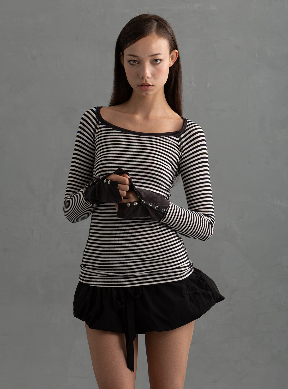 MP3 Top - Black / White | UNIF Clothing on Sale