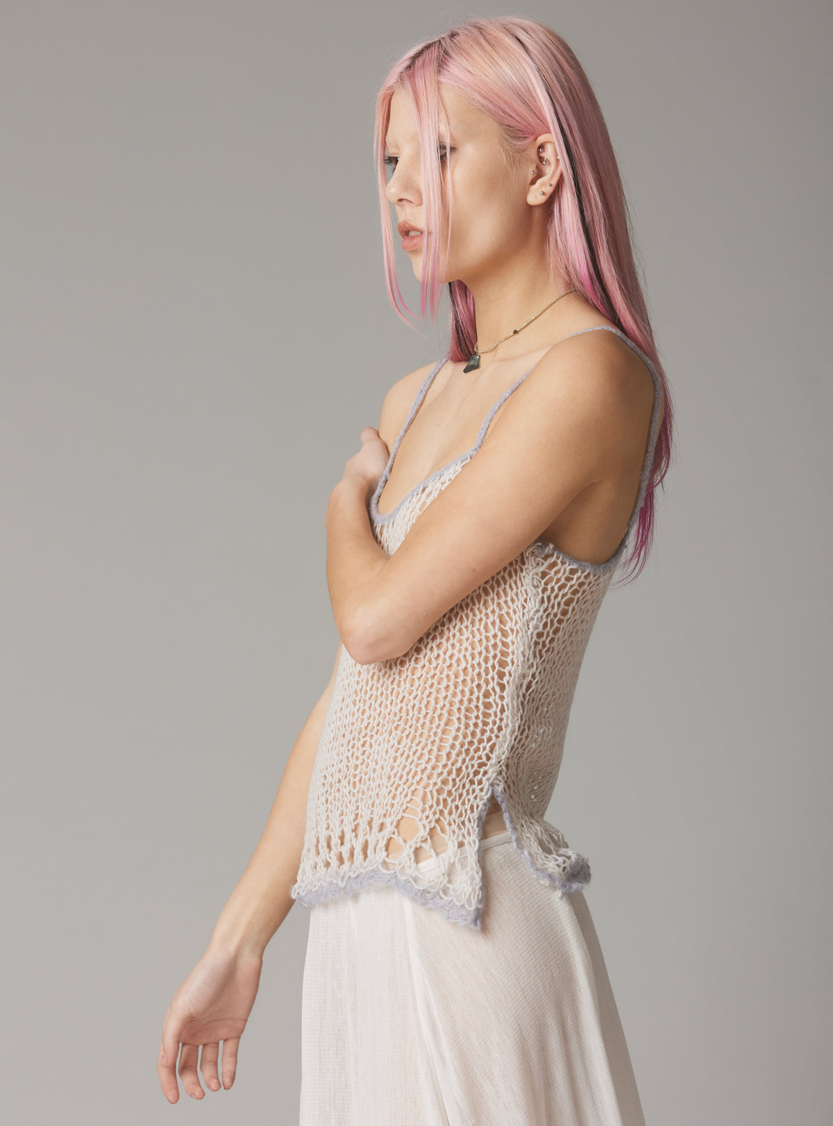 Netic Top - White | UNIF Clothing outlet