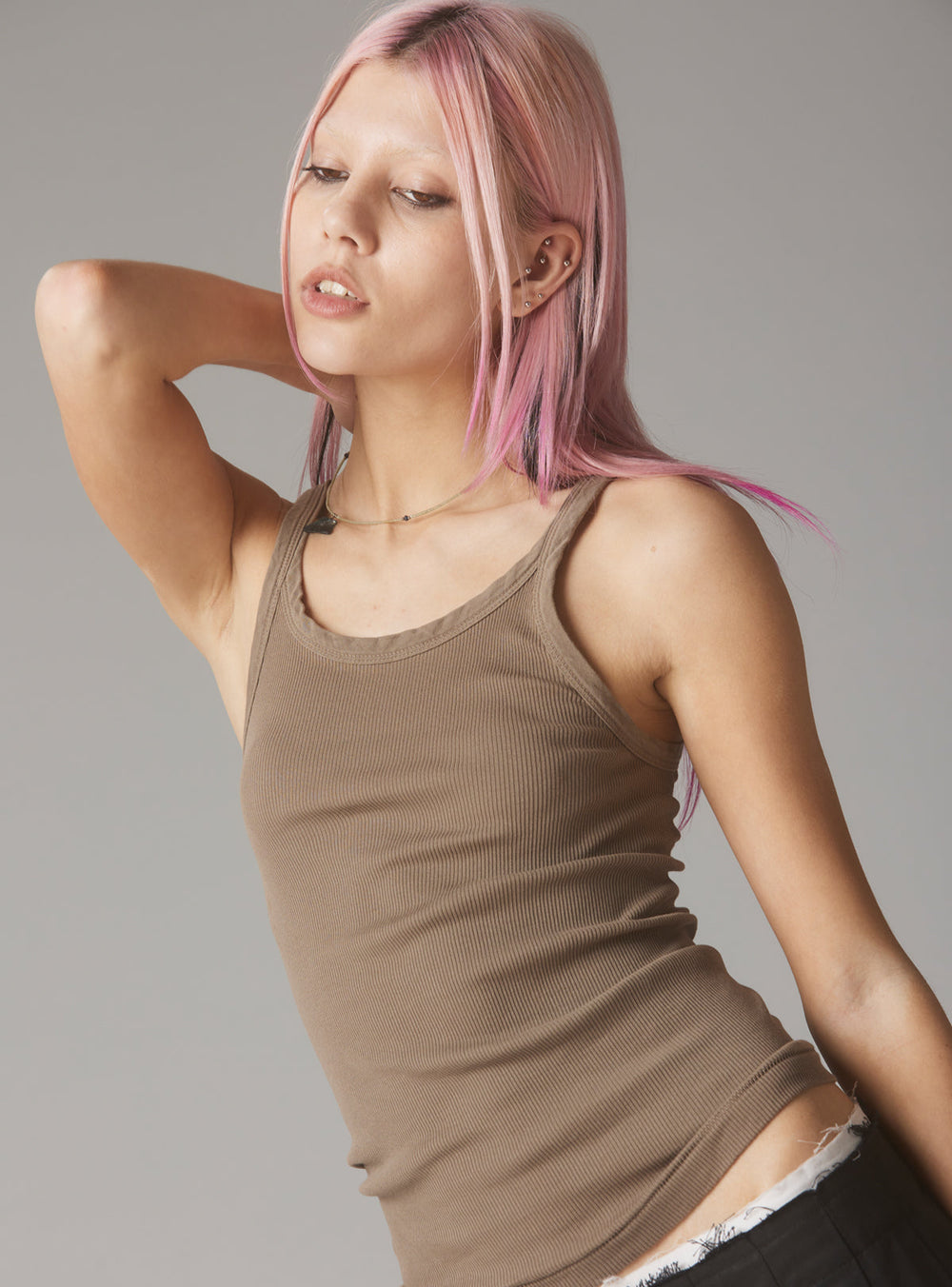 Staple Rib Tank Concrete - Concrete | UNIF Clothing outlet