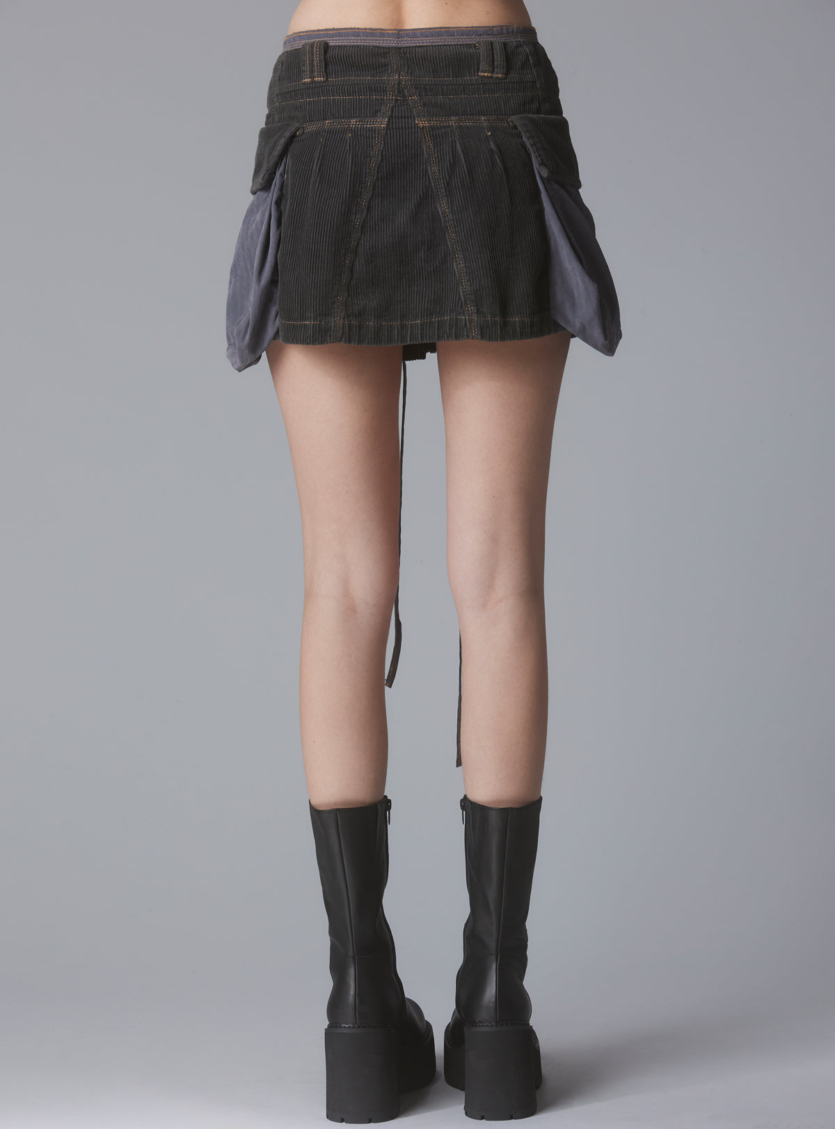 Gish Skirt - Navy/Blue | UNIF Clothing online
