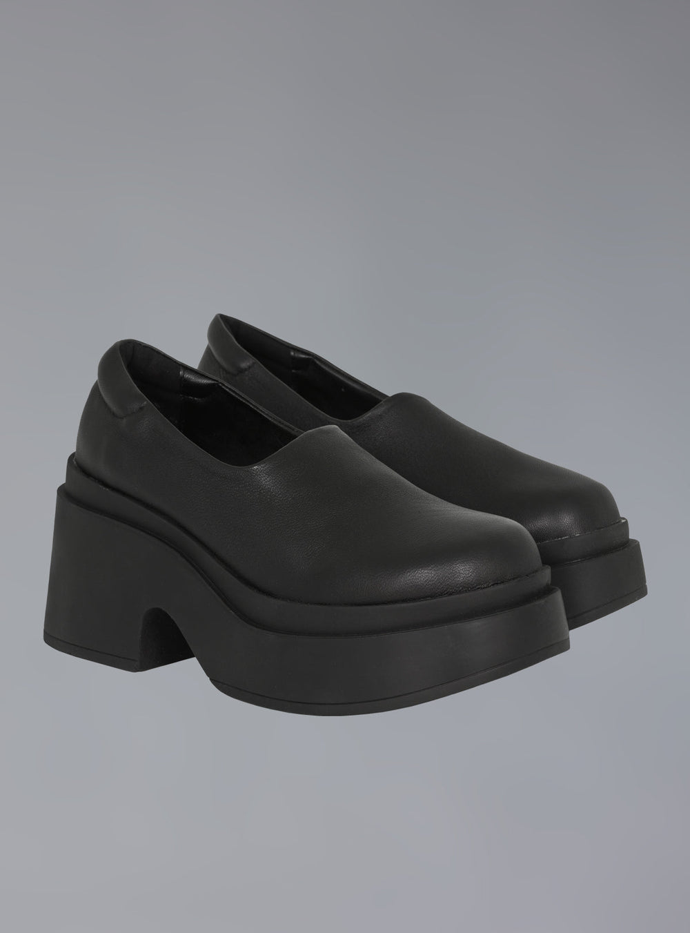 Platform Slip On Shoes in 90s Style - Black | UNIF Clothing Sale