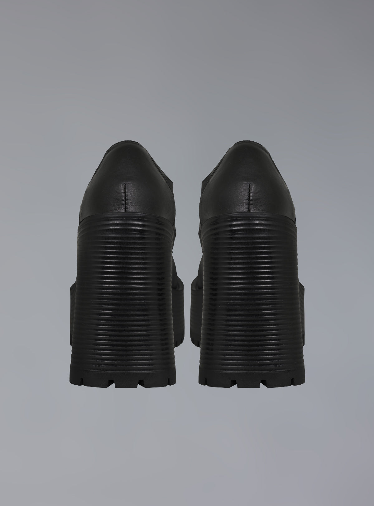 Des Shoe - Matte Black | UNIF Clothing near me