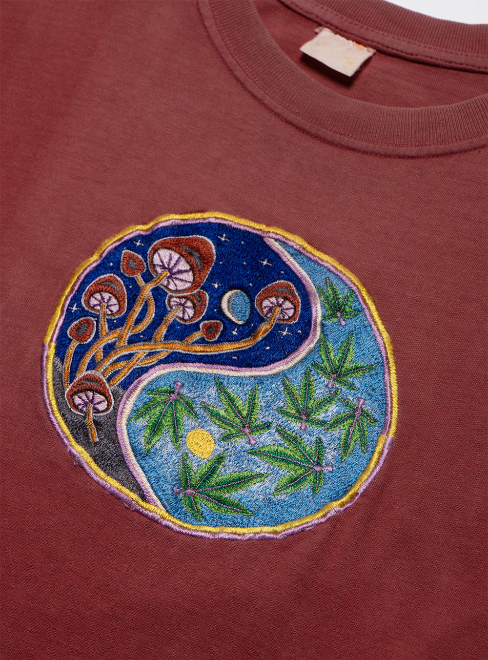 Vintage Yin Yang Mushroom Marijuana Tee - Brown | UNIF Clothing online
