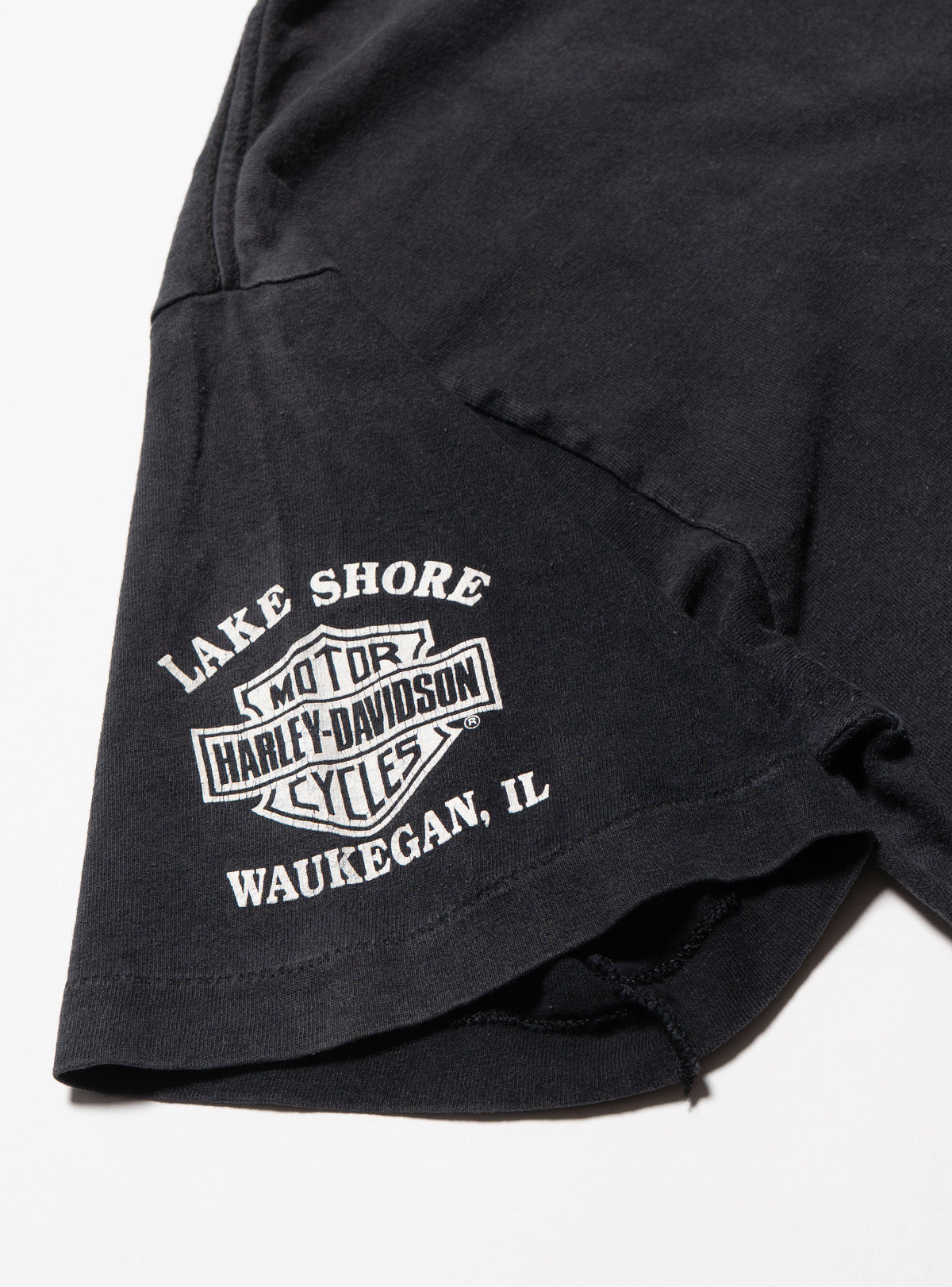 Vintage Harley Davidson Lake Shore Waukegan IL Tee - Black | UNIF Clothing online