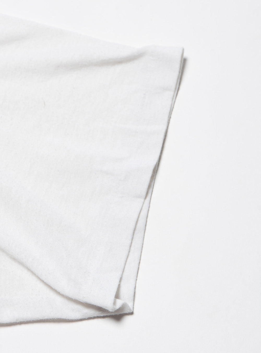 Vintage Pretty Poison Tee - White | UNIF Clothing online