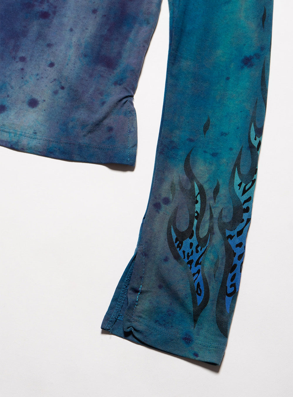 Vintage Fang Flame Top - Blue | UNIF Clothing discount