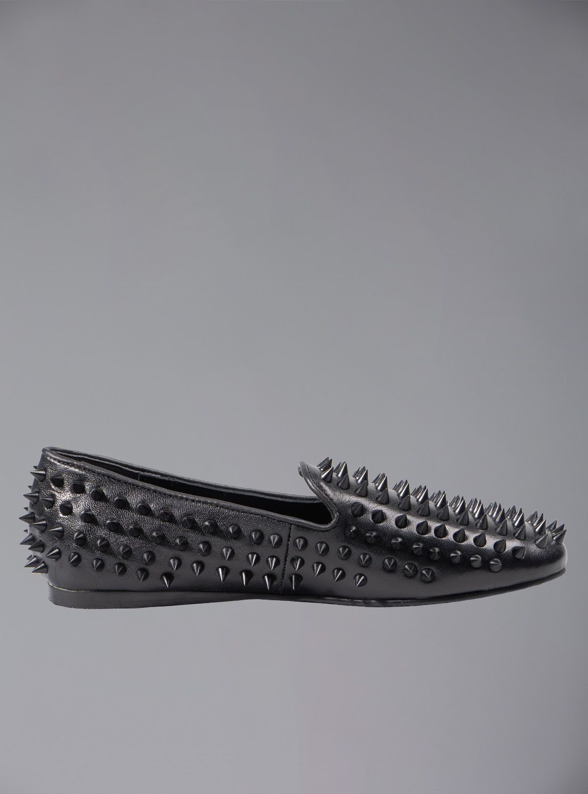 UNIF Hellraiser spiked slip on loafer in tonal on colorway. - Black/Black | UNIF Clothing online
