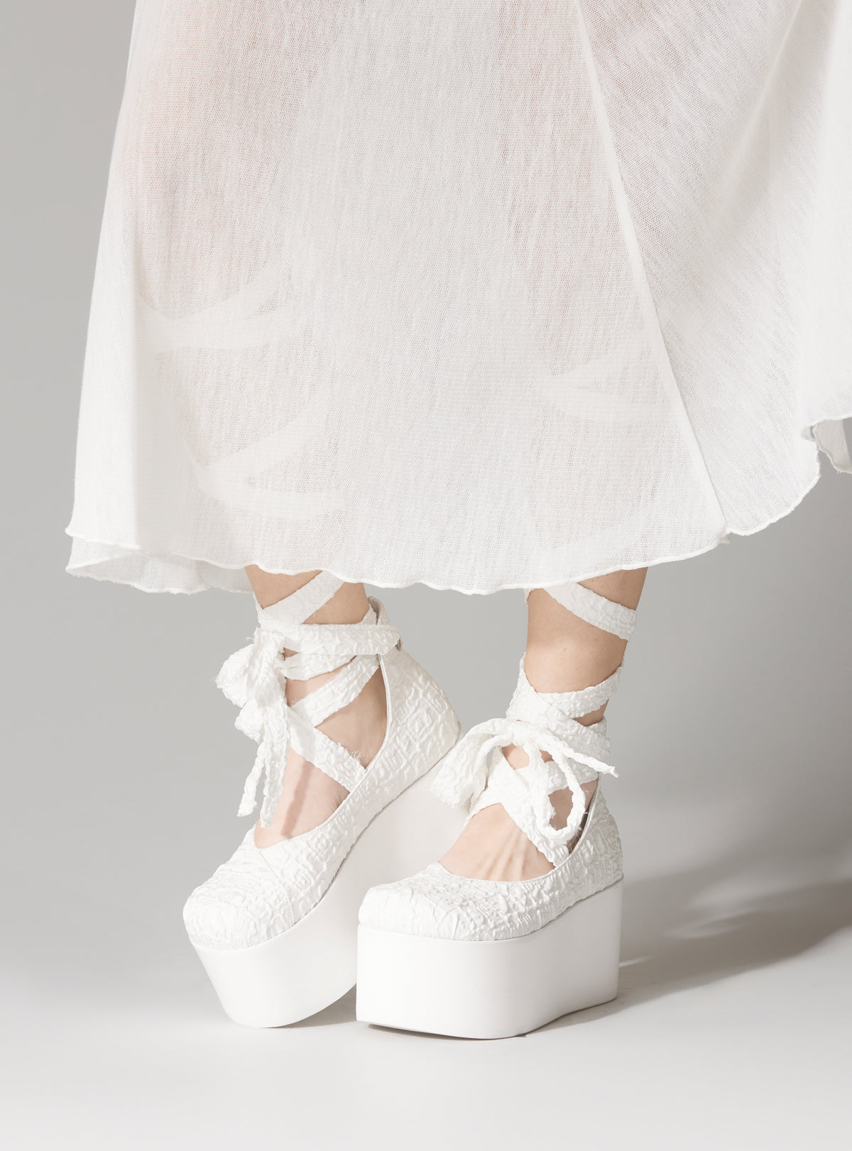 Irori Platform - White | UNIF Clothing on Sale
