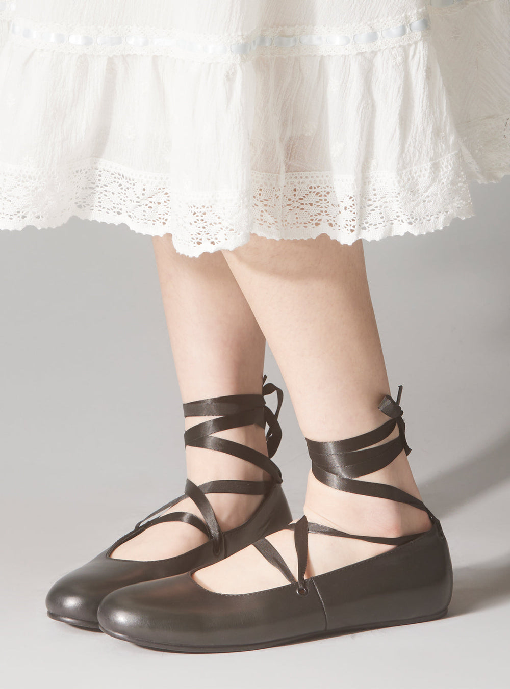 Pavlova Flats - Black | UNIF Clothing near me