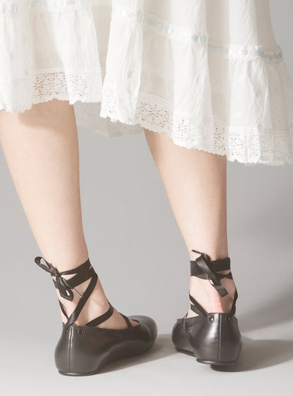 Pavlova Flats - Black | UNIF Clothing near me
