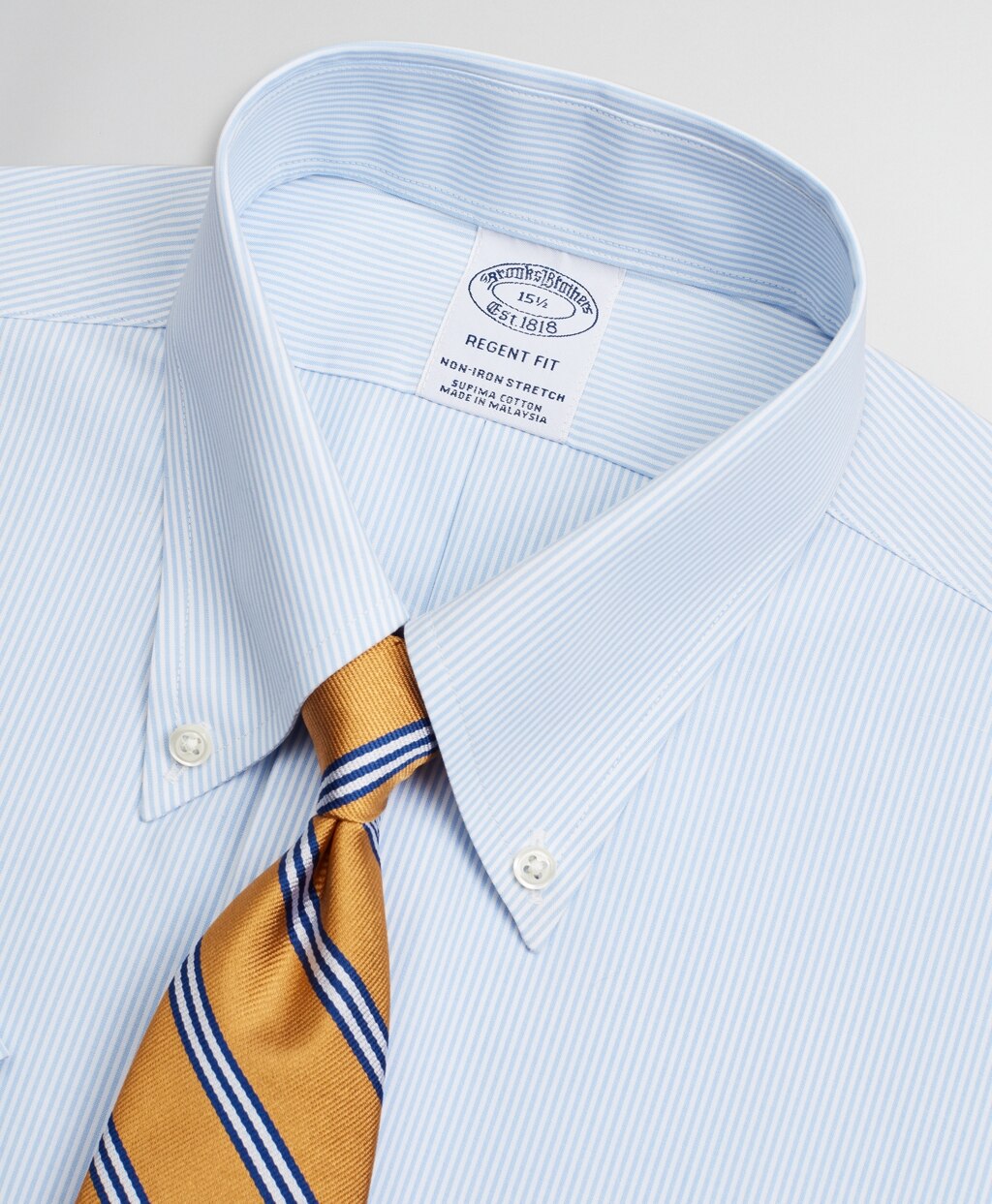 Brooks Brothers Men Stretch Regent Fitted Dress Shirt, Non-Iron Poplin Short-Sleeve Fine Stripe