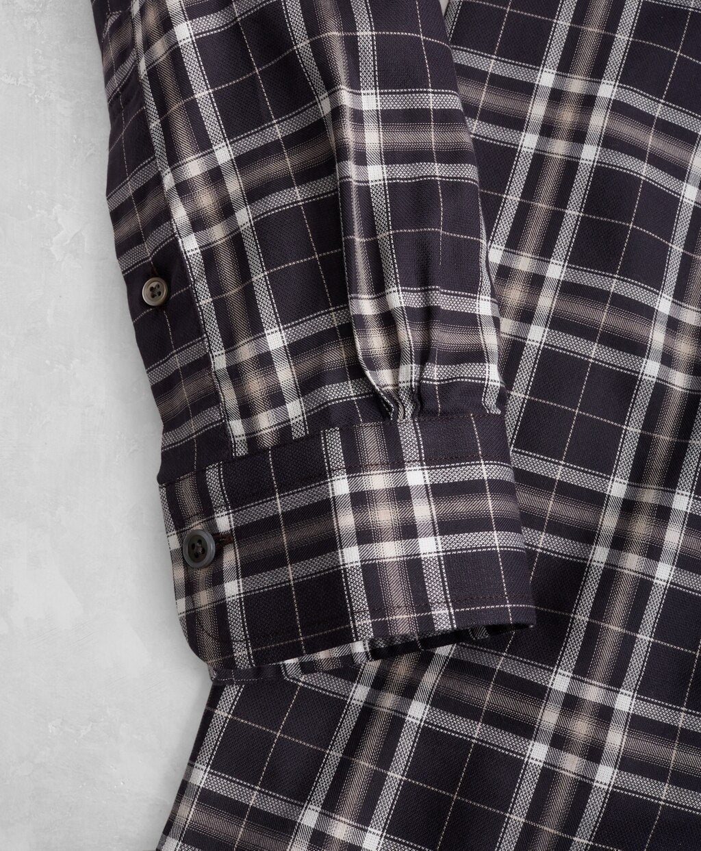 Brooks Brothers Men Golden Fleece® Regent Fit Black Plaid Flannel Sport Shirt