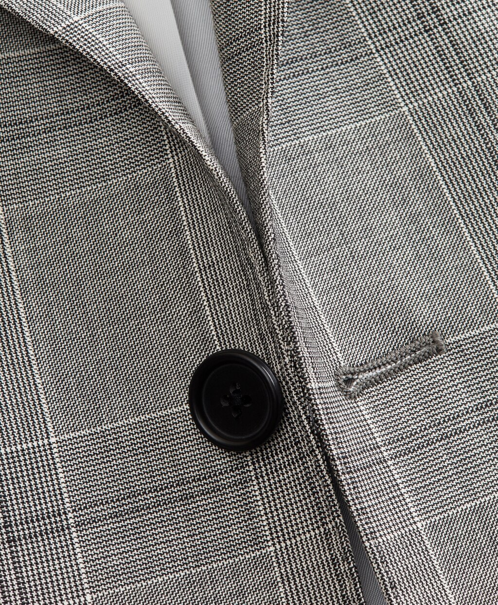 Brooks Brothers Men Madison Fit Three-Button Plaid 1818 Suit
