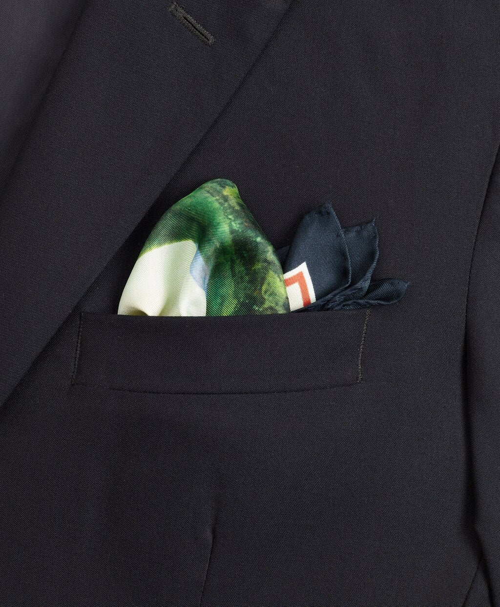 Brooks Brothers Men Limited Edition Archival Collection Summer 1985 Silk Pocket Square