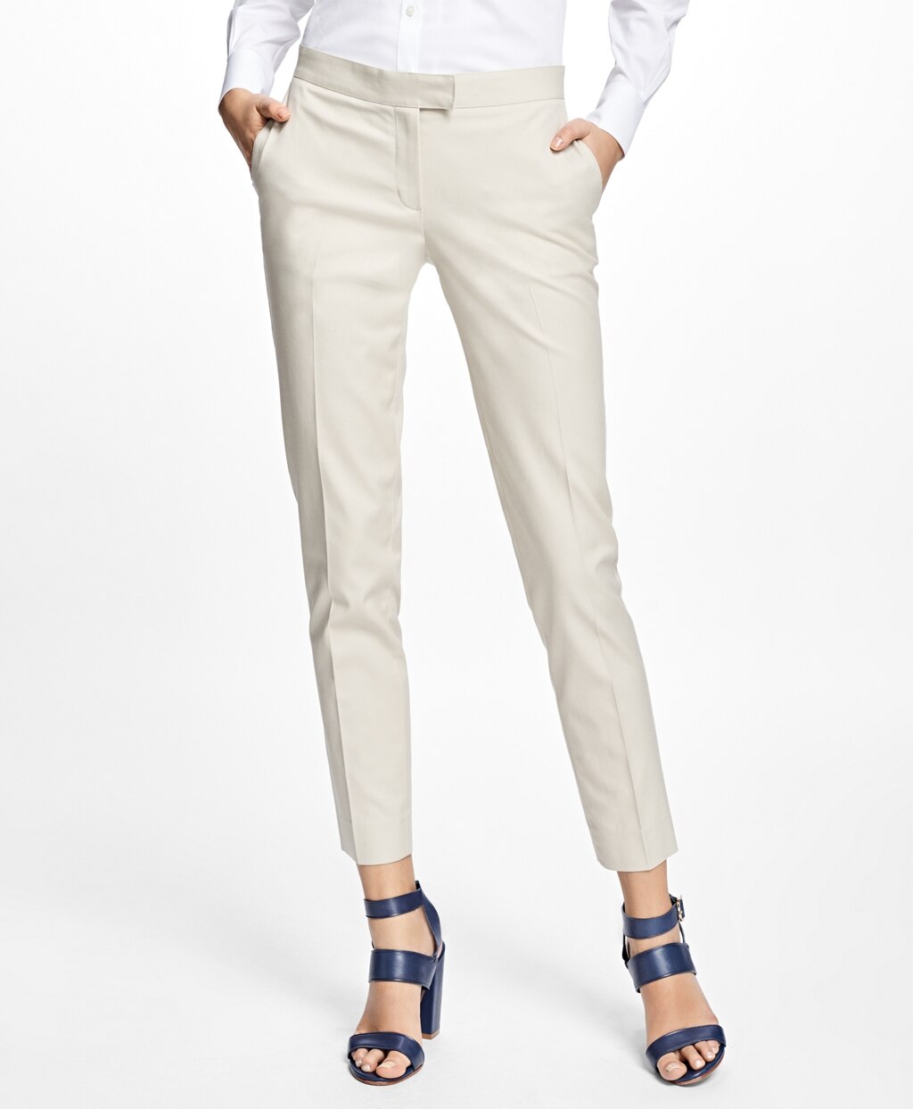 Brooks Brothers Women Petite Flat-Front Stretch Advantage Chinos®