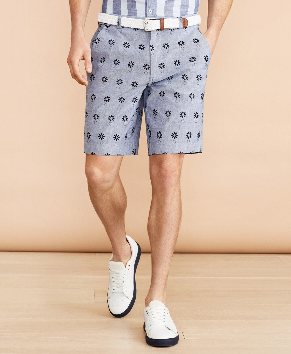 Brooks Brothers Men Chambray Flower Print Shorts