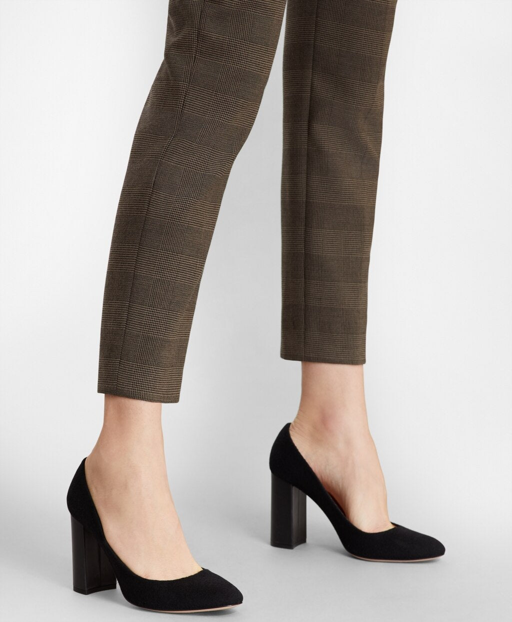 Brooks Brothers Women Wool Pumps
